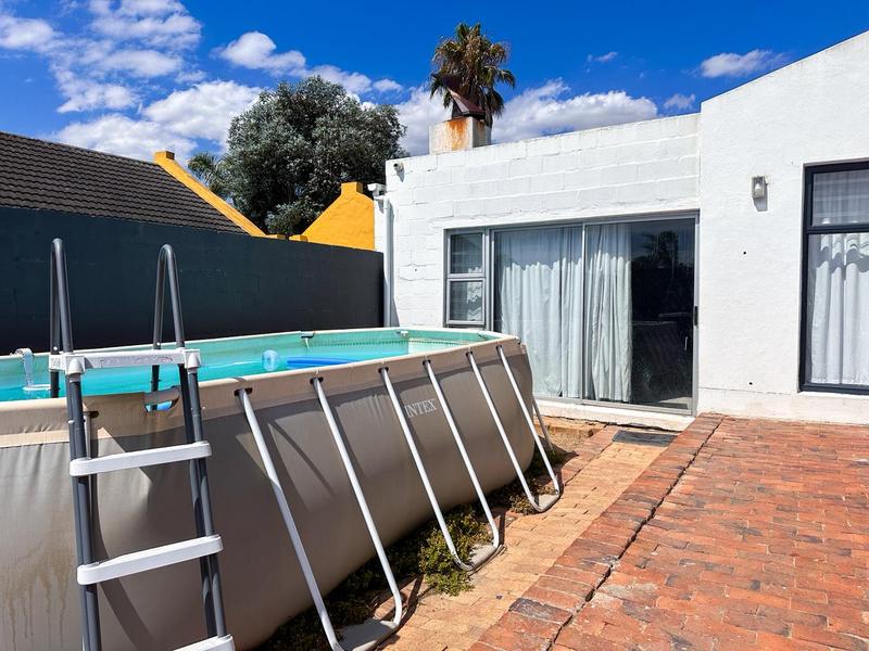 3 Bedroom Property for Sale in Wellway Park East Western Cape